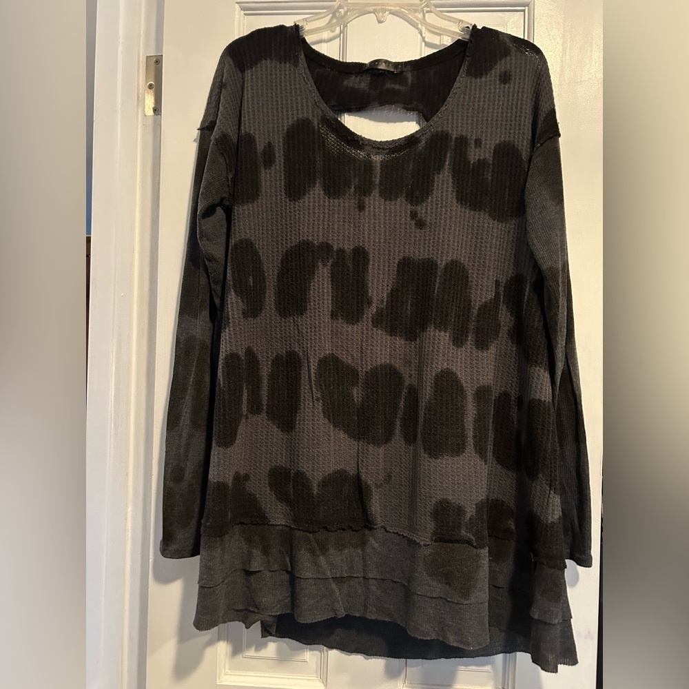 T Party lightweight thermal knit leopard tie dye with a sexy peekaboo back